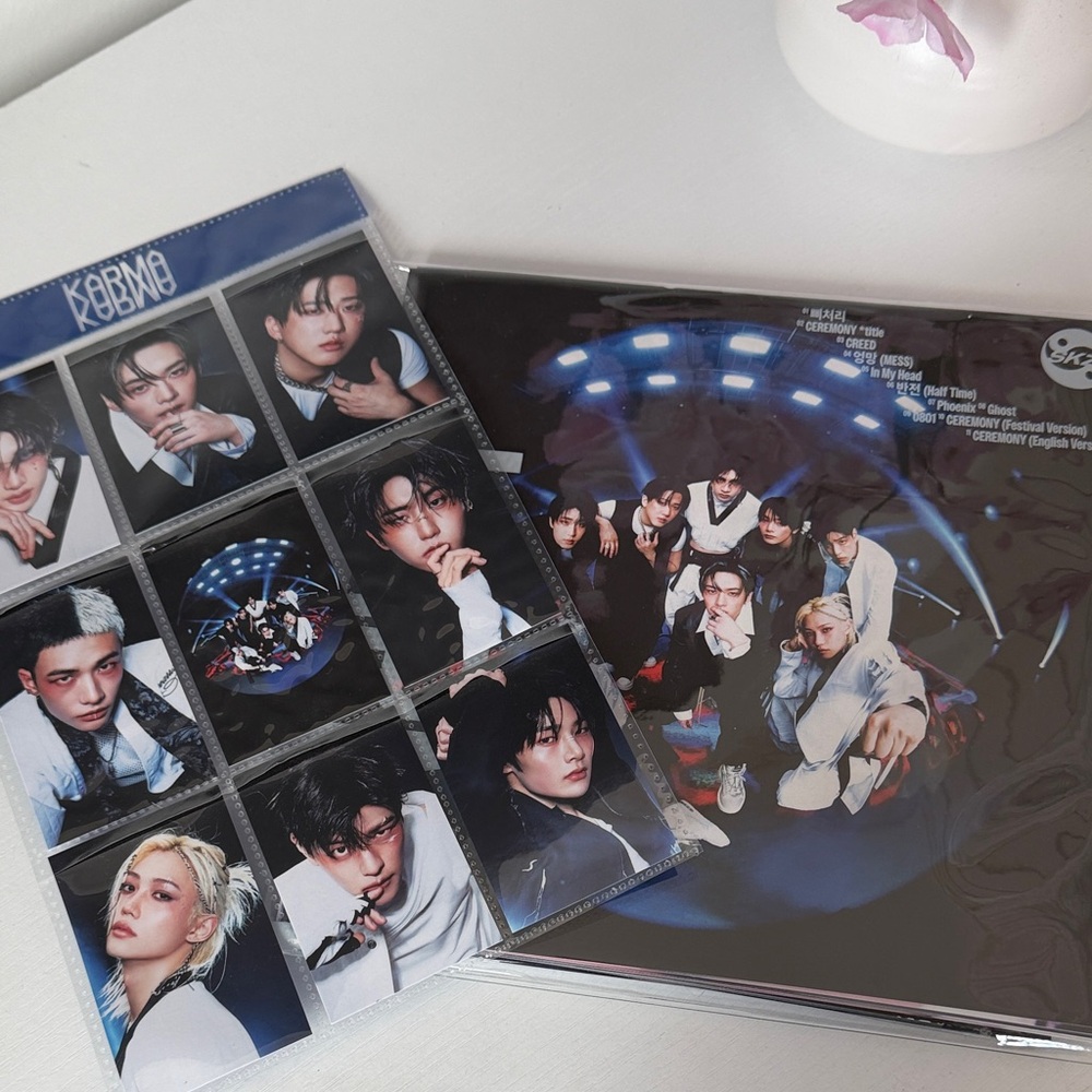 Stray kids fourth annual album Kpop Album with Photocards